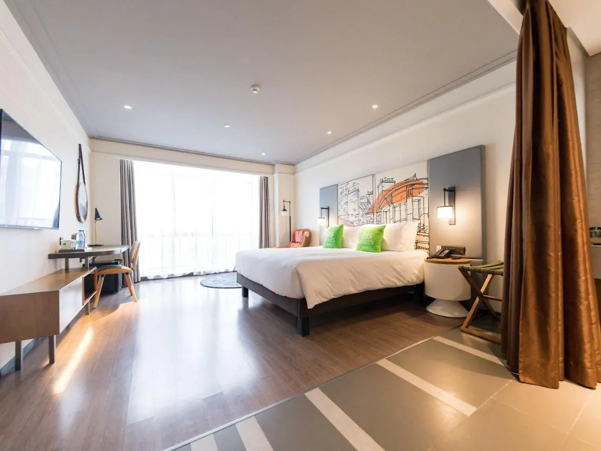 Ibis Styles Shanghai New Hongqiao Hotel 3*,